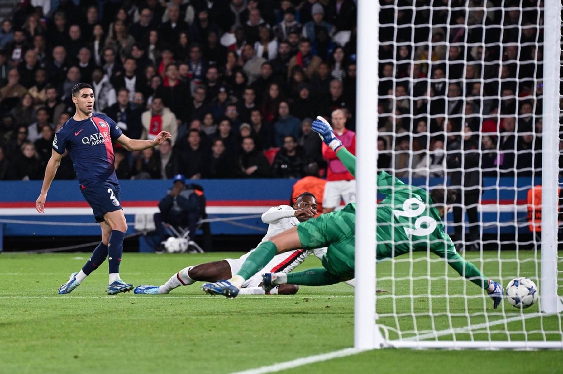 此次牵手合 此次牵手合